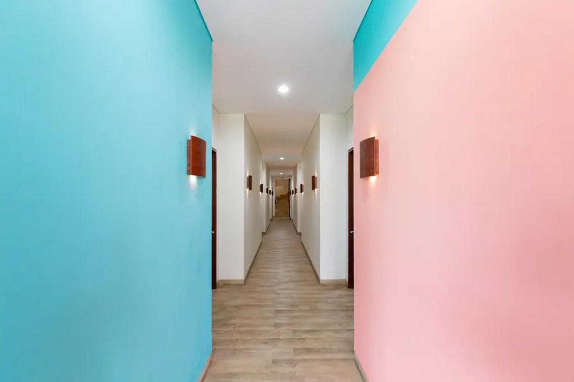 Sans Hotel Rajawali Surabaya By Reddoorz Krembangan Exterior foto